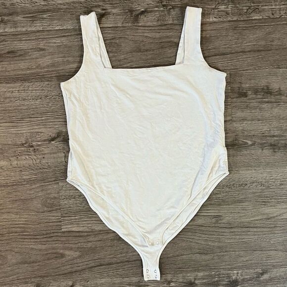 Old Navy 2X Cotton Blend Square-Neck Tank White Bodysuit Capsule Wardrobe Casual - Picture 3 of 7